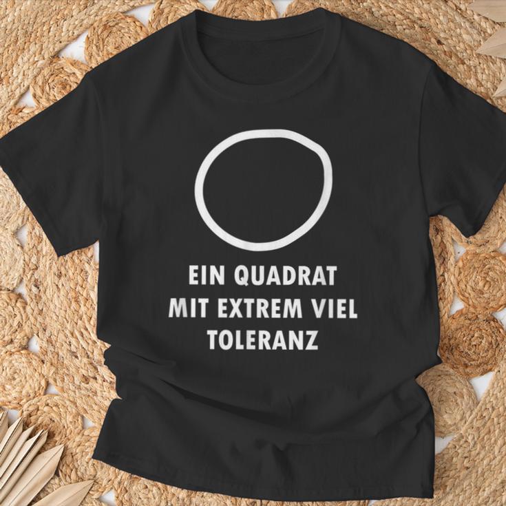 A Square With Extremely Tolerance Nerd T-Shirt Geschenke für alte Männer