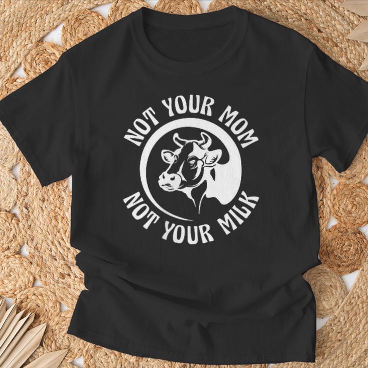 Vegan Plant-Based Not Your Mom Not Your Milk T-Shirt Geschenke für alte Männer