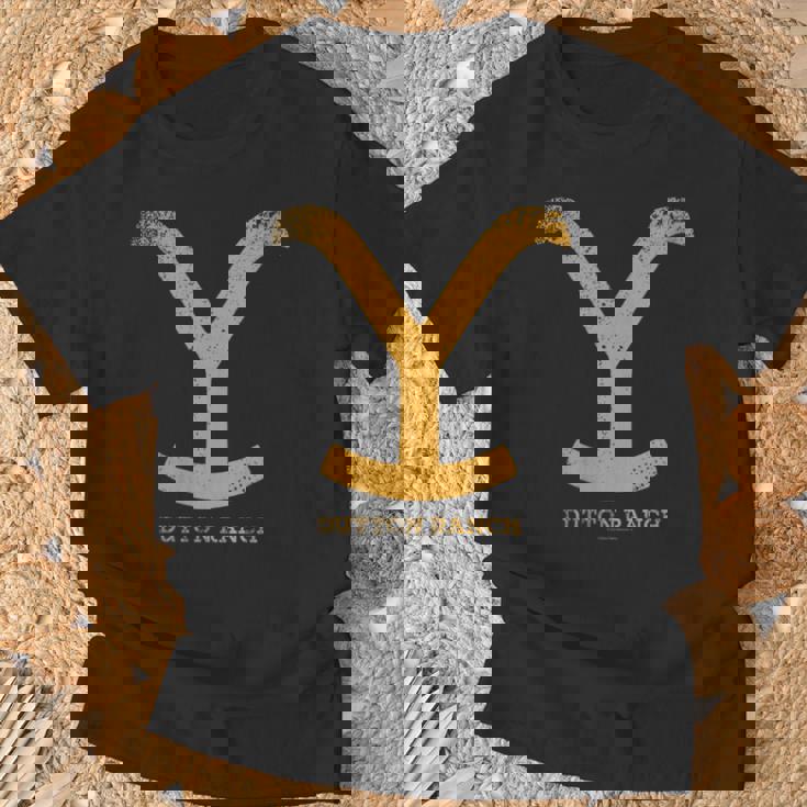 Yellowstone Dutton Ranch Gold Y Logo S T-Shirt Geschenke für alte Männer