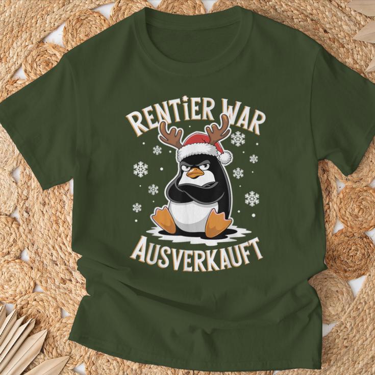 Christmas Penguin Reindeer Was Out Sold Out T-Shirt Geschenke für alte Männer