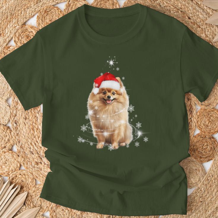 Pomeranian Christmas Tree Santa Hat Lights Jumper T-Shirt Geschenke für alte Männer