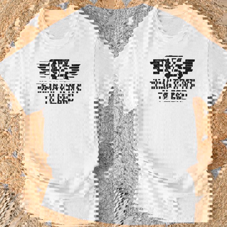 1975 The Man The Myth The Legend Camiseta unisex Regalos para ancianos