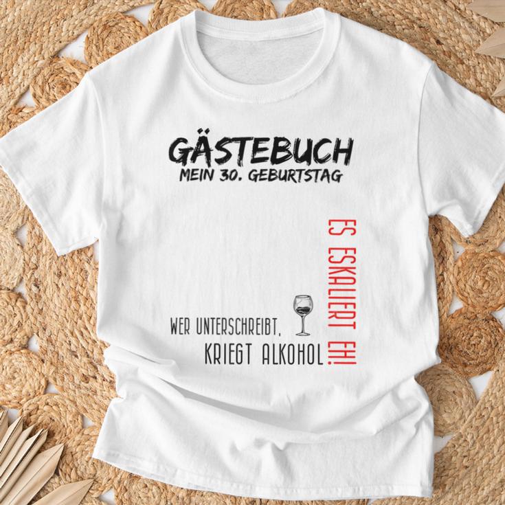 My 30Th Birthday And The Guest Book T-Shirt Geschenke für alte Männer