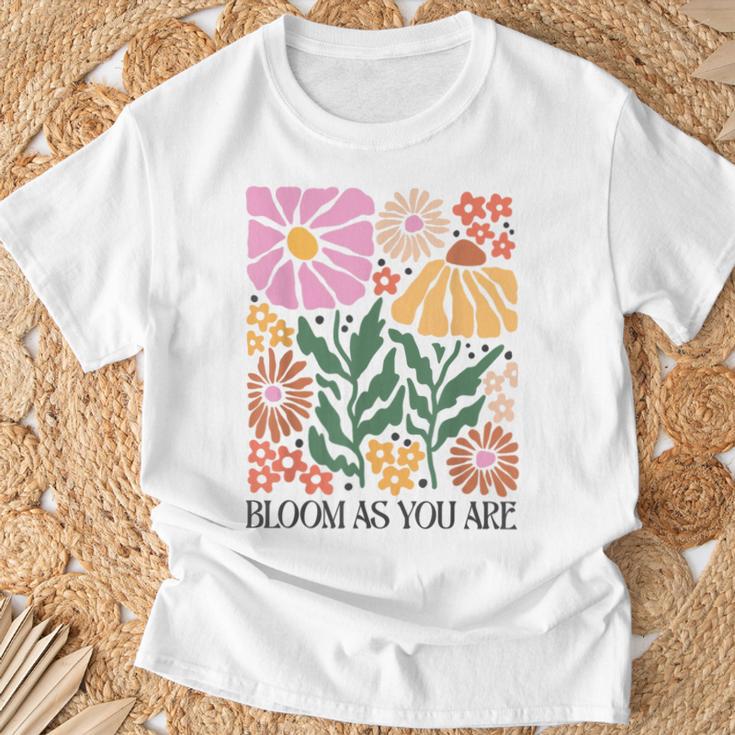 Boho Summer Flower Botanical Nature Lover Floral Wild Flower T-Shirt Geschenke für alte Männer