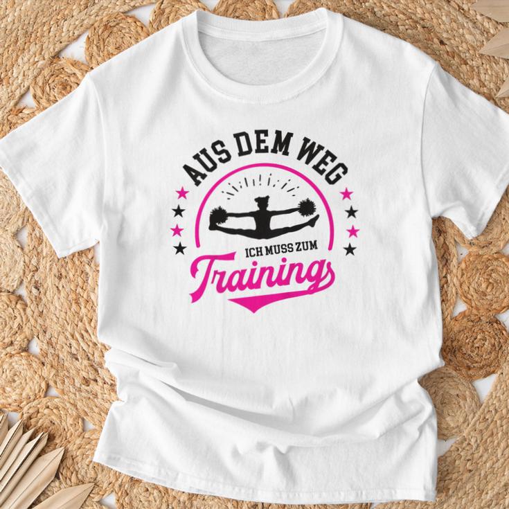 Cheerleading Cheerdance Aus Dem Weg Ich Muss Zum Training German T-Shirt Geschenke für alte Männer