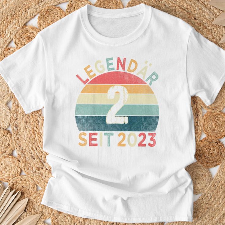 Children's 2Nd Birthday Legendary Since 2023Intage 2 Year Old T-Shirt Geschenke für alte Männer