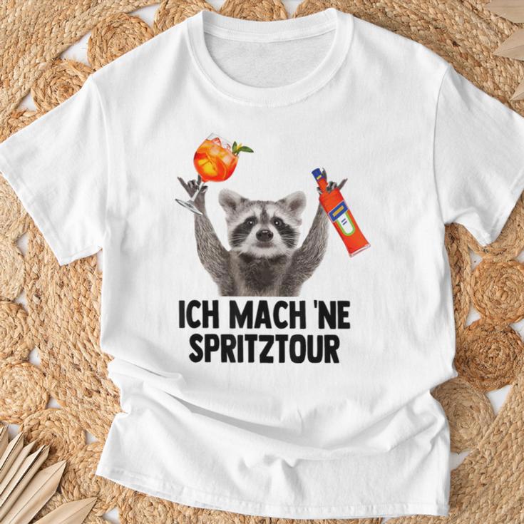 Ich Mach Ne Spritztour X Waschbär Meme Racoon X Pedro Spritz T-Shirt Geschenke für alte Männer