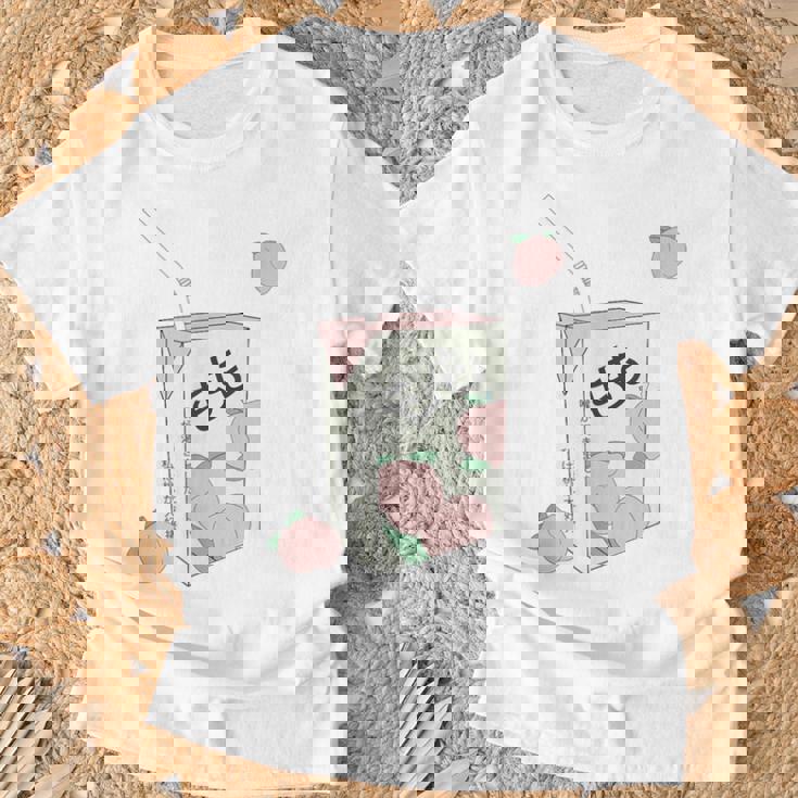 Texto Japonés De Los 90 Jugo De Durazno Estético Otaku Anime T-Shirt Geschenke für alte Männer