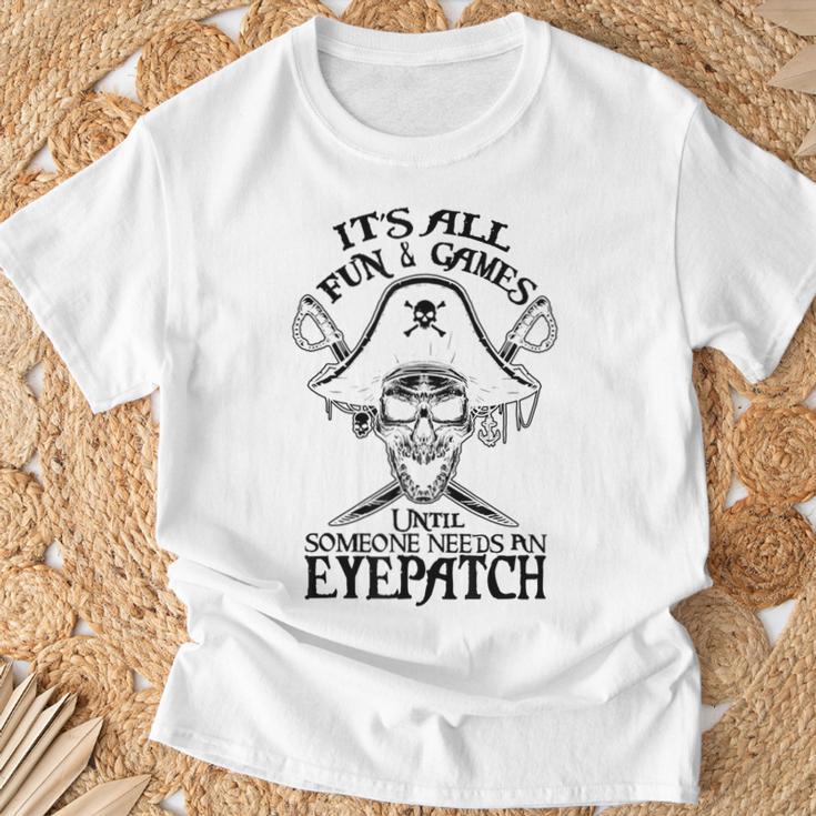 T-shirt Humour Pirate 'Tout Pirate A Besoin D'un Ailier' Avec Perroquet Taille M