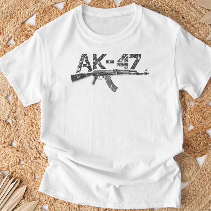 Vintage Ak-47 Rifle Envejecido Camiseta unisex Regalos para ancianos