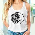 Silueta De Toro Negro En Estilo De Tatuaje Tribal Camiseta sin mangas