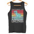 Dinosaurio Retro Con Texto En Inglés Thats What I Do I Eat Pizza And Forget Things Camiseta sin mangas