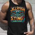 Jellyfish Sting Survivor Tank Top Geschenke für Ihn