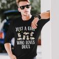 Solo Una Chica Que Ama A Los Perros Con Divertidos Perros Lindos Camiseta de manga larga Regalos para él