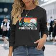 Folsom California Retro 80S Bigfoot Mountains T-shirt à manches longues Cadeaux pour elle