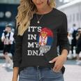 With Serbian Flag Es Ist In My Dna Serbe Genetic Langarmshirts Geschenke für Sie