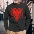 Albanian Flag Albania Eagle Shqip Shqiponja Albania Langarmshirts Geschenke für alte Männer