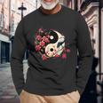 Arbre Sakura Style Yin Yang En Esthétique Sakura Ying Yang T-shirt à manches longues Cadeaux pour les vieillards