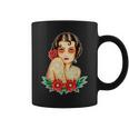 Tatuado Pin-Up Chica Bastante Modelo Tradicional Tatuaje Flash Taza de café
