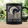 La Carta Del Tarot Luna La Luna Cartas Del Tarot Amantes Del Tarot Taza de café Ideas de regalos