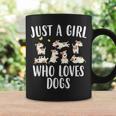 Solo Una Chica Que Ama A Los Perros Con Divertidos Perros Lindos Taza de café Ideas de regalos