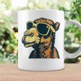 Camel With Sunglasses Gray Tassen Geschenkideen