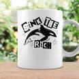 Sink The Rich Gladys Orca Revolutionary Orca Whale Atrás Taza de café Ideas de regalos