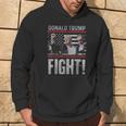 Donald Trump Fist Pump We Fight American Flag Trump 2024 Kapuzenpullover Lebensstil