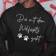 Die Mit Dem Wolfsspitz Geht Kapuzenpullover Lustige Geschenke