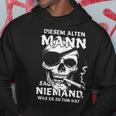 Diesem Alten Mann Sagt Niemand Was Er Zu Tun Hat Kapuzenpullover Lustige Geschenke
