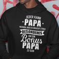 Es Braucht Etwas Special Um Bonus Papa Zu Sein Kapuzenpullover Lustige Geschenke