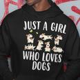 Solo Una Chica Que Ama A Los Perros Con Divertidos Perros Lindos Sudadera Regalos divertidos