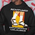 Typical German Holiday Socks In Sandals Kapuzenpullover Lustige Geschenke