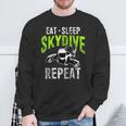 Eat Sleep Skydive Repeat Camisa de entrenamiento Regalos para ancianos