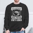 Grandpa And Grandson Angel Partner Fishing Partner Father's Day Sweatshirt Geschenke für alte Männer