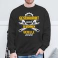 Kfz Mechatroniker Bestanden Gesellenprüfung Geselle 2025 Sweatshirt Geschenke für alte Männer