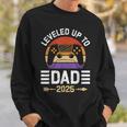 Spielerpapa Leveled Up To Daddy 2025 Dadintage Sweatshirt Geschenke für Ihn