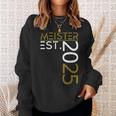 Graduation Master Est 2025 Golden Outfit Master Exam Sweatshirt Geschenke für Sie