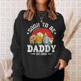 Soon To Be Daddy 2025 Retro Pregnancy Announcement Dad Sweatshirt Geschenke für Sie