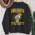 Electricista No Te Mata Se Endurece Excepto Electricidad Camisa de entrenamiento Regalos para ancianas