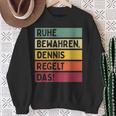 Peace Keep Dennis Regelt The Saying In Retro Colours Sweatshirt Geschenke für alte Frauen