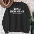 Team Herrmann Stolze Familie Nachname Sweatshirt Geschenke für alte Frauen