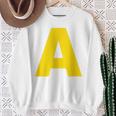 Letter A Yellow Chipmunk Costume Group Carnival A Red Sweatshirt Geschenke für alte Frauen