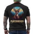 Platzhirsch Beim Wandern Berge T-Shirt mit Rückendruck