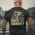 Dance With Gravity Parkour T-Shirt mit Rückendruck Geschenke für alte Männer