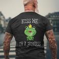 Kiss Me I'm A Princess Frog T-Shirt mit Rückendruck Geschenke für alte Männer