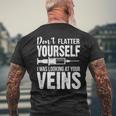 Neous Flattez Pas Je Regardaisoseines Infirmières Aux Urgences T-shirt imprimé au dos Cadeaux pour les vieillards