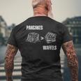 Pancakes Over Waffles T-Shirt mit Rückendruck Geschenke für alte Männer