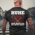 With Ruhe Der Meister Ist Dran Dart Player T-Shirt mit Rückendruck Geschenke für alte Männer