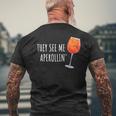 They See Me Aperollin' Cocktail Summer Drink Aperol T-Shirt mit Rückendruck Geschenke für alte Männer